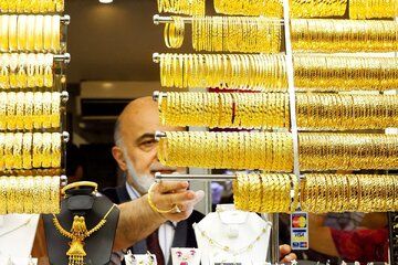 واکنش بازار طلا و ارز به خبر مذاکره ایران و اروپا / دلار ارزان می شود؟