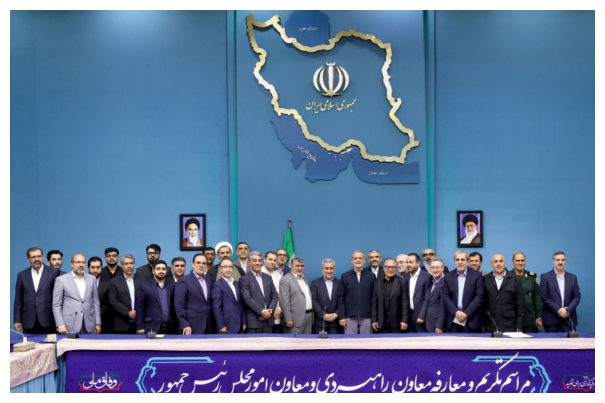 قدردانی پزشکیان از زحمات دبیری و ظریف
