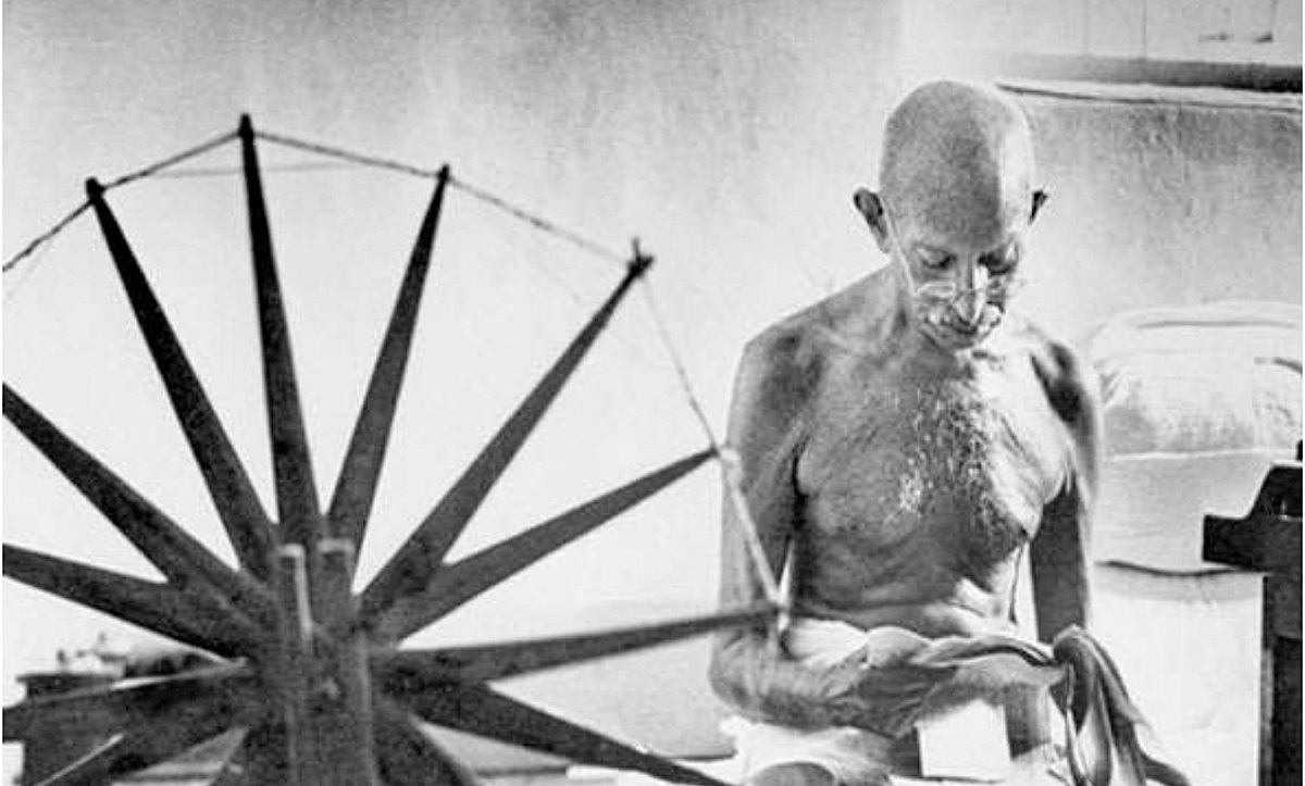  گاند‌‌ی، رهبری سیاسی و«عد‌‌م خشونت» 