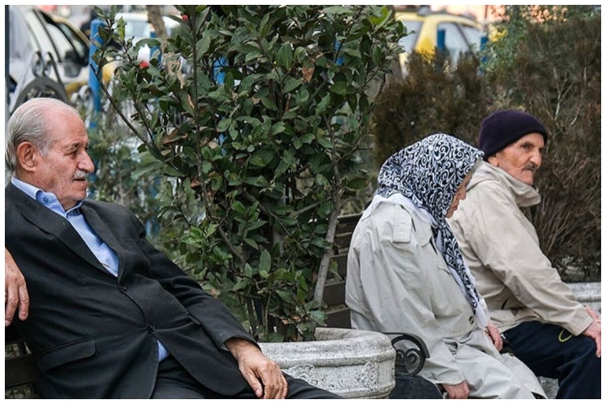 چرا سازمان تامین اجتماعی مستمری بازنشستگان را به موقع واریز نمی‌کند؟!