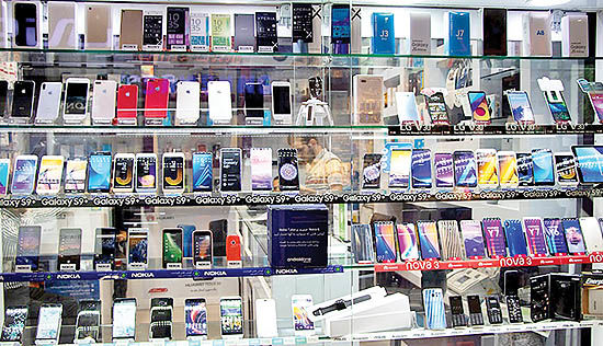 واحدهای خدمات پس از فروش موبایل  در محدودیت‌های کرونایی فعال هستند