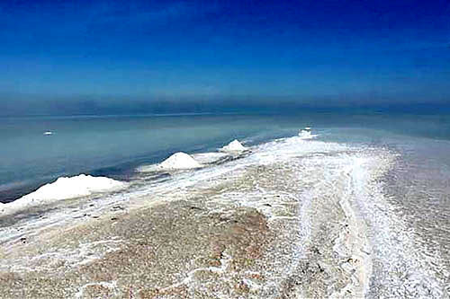 بحران نمکی دریاچه ارومیه