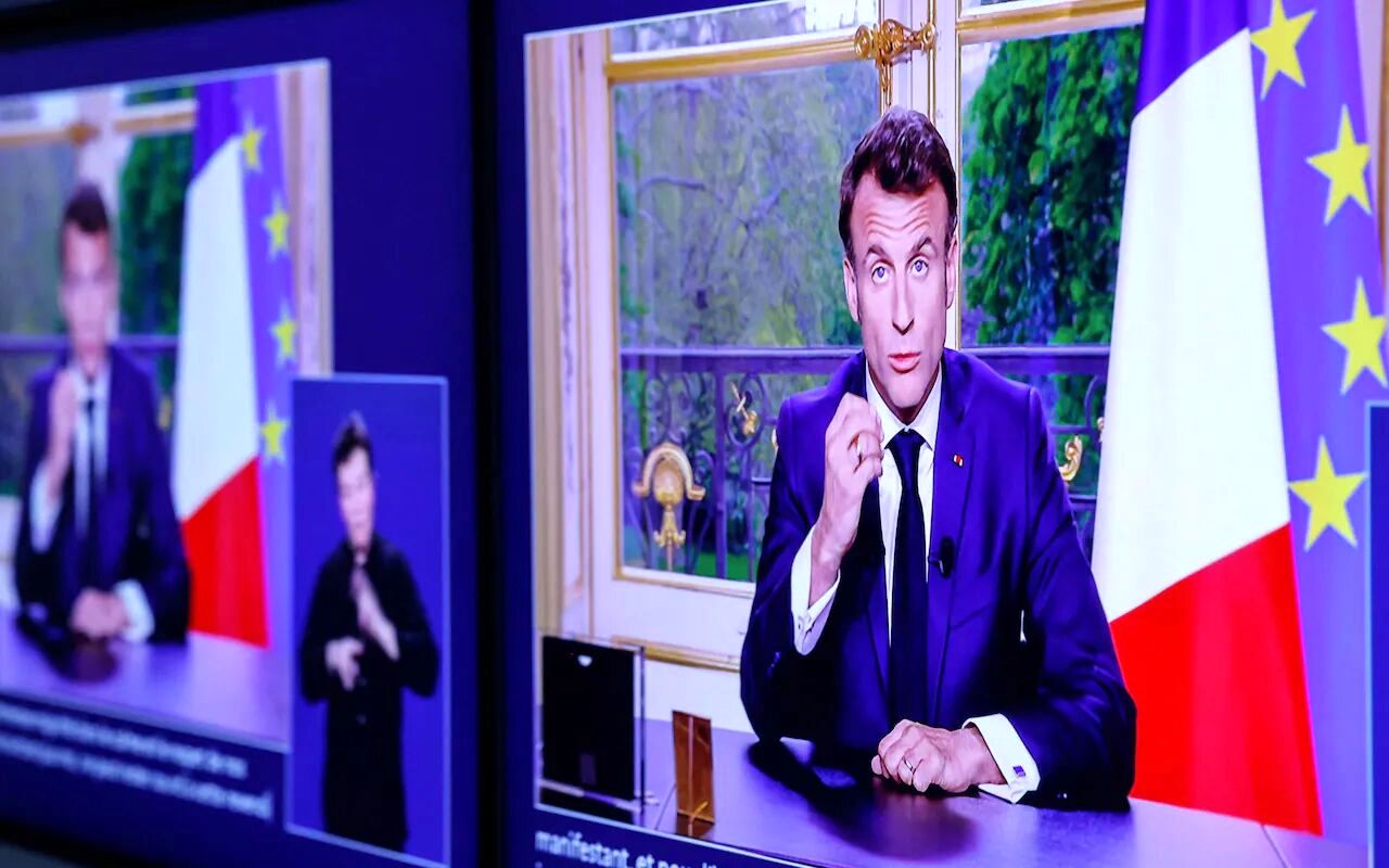 مکرون اعتراف کرد / دستور جدید رئیس‌جمهور فرانسه به دولتش