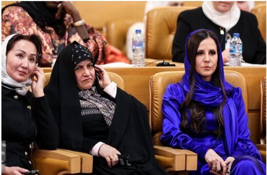 انتقاد روزنامه «جمهوری اسلامی» از هزینه ده‌ها میلیون دلاری کنگره‌ زنان تاثیرگذار، همزمان با فقر مردم