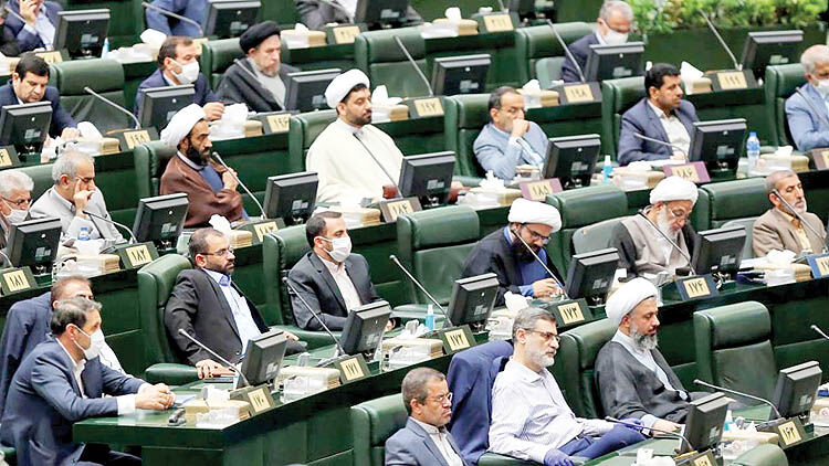 چرخش آرا در روز «صیانت»