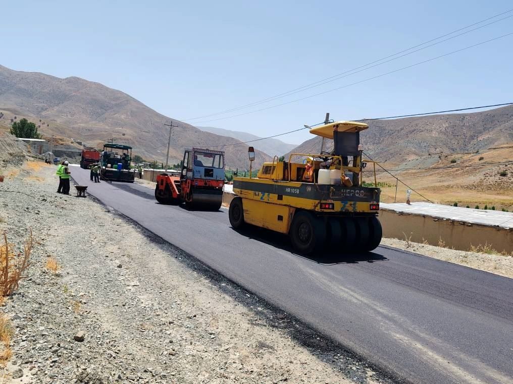 احداث و روکش آسفالت نزدیک به ۸۶ کیلومتر راه روستایی و فرعی در خراسان شمالی