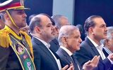 حضور نخست‌وزیر پاکستان و هیات بلندپایه در مراسم تشییع +فلم