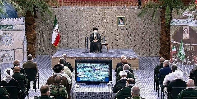 رهبر انقلاب: حرکت نظامی دشمن خلاف انتظار نبود/ می‌خواستند صدای ملت ایران را در گلو خفه کنند