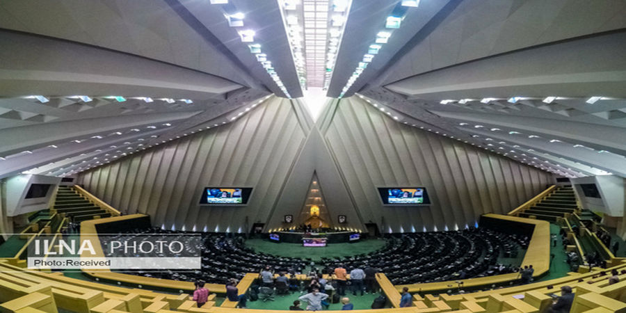 لایحه رتبه‌بندی معلمان به کمیسیون بازگشت