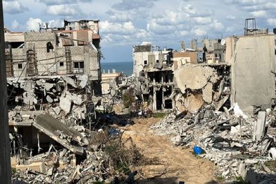 وضعیت اقامه نماز عید فطر در نوار غزه+فیلم