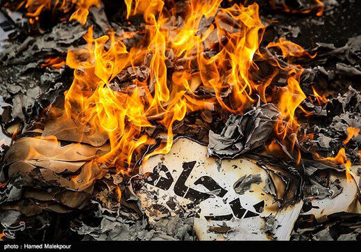 میرلوحی: ببینید چه کسانی چوب لای چرخ دولت روحانی گذاشتند و مانع حل برجام شدند!