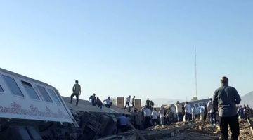 جزییات خروج قطار تهران – کرمان از ریل