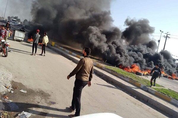 تظاهرات مردم عراق نسبت به وضعیت نابسامان این کشور