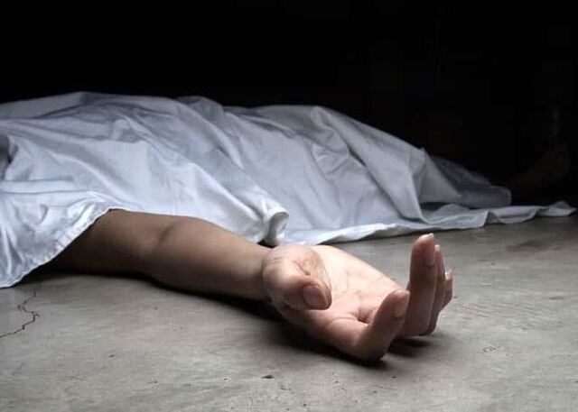 رها کردن جسد پدر در بیابان به خاطر حقوق بازنشستگی!