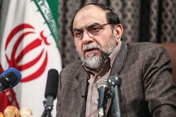 ترخیص رحیم‌پور ازغدی از بیمارستان