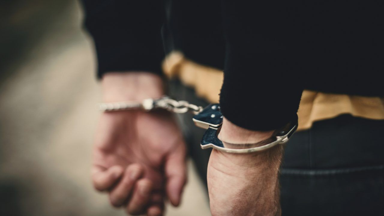دستگیری یک عضو گروهک تروریستی توسط سربازان گمنام