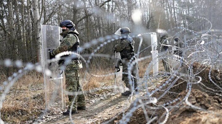 افزایش نیروهای نظامی در مرز بلاروس و لهستان/ لوکاشکنو نگران شد