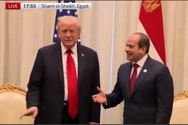 ترامپ مقابل دوربین‌ها با السیسی دست نداد!