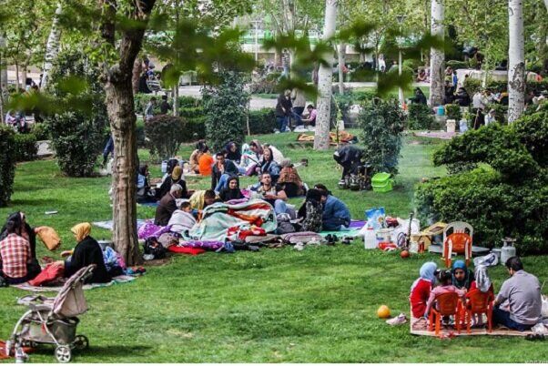 تعطیلی کاخ موزه های تهران در روز سیزده به در