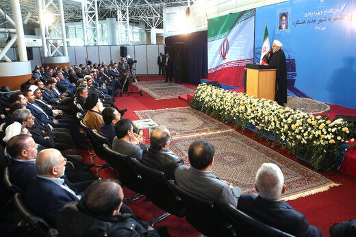 روحانی: گفتن واقعیت‌ها،به نفع نظام است/مانور مشترک با روسیه و چین دنیای تاراجگر را بسیار عصبانی کرد/چرا مردم باید آینده را سیاه و تاریک ببینند؟