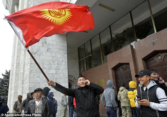 نتایج انتخابات پارلمانی قرقیزستان باطل اعلام شد