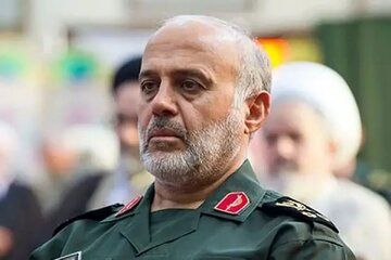 تصویری دیده نشده از سرلشکر رشید در کنار شهید باقری در دهه 60