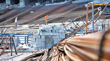 از صد هزار نفری تا دوازده هزار نفری !