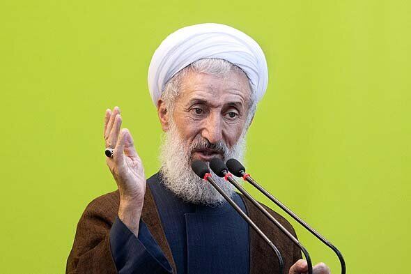 هشدار امام جمعه تهران به تیم مذاکره کننده وین/ کلاه سرتان نرود!