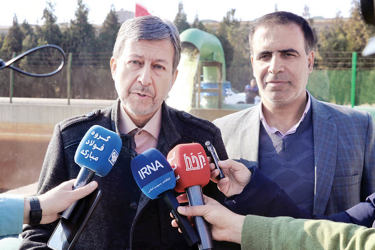 آغاز پروژه انتقال آب از دریا به اصفهان، تعهد صنایع برای کاهش برداشت از زاینده‌رود بود