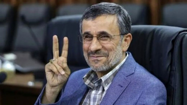 واکنش تند رسانه احمدی نژاد به انتقاد روزنامه ایران