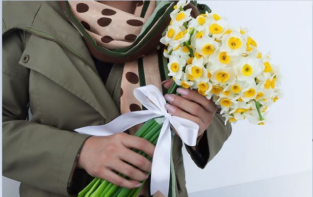 چند دلیل برای اینکه چرا باید به دیگران گل هدیه بدهیم؟