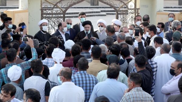 رئیسی: به برکت جمهوری اسلامی کارهای زیادی در قشم انجام شده است