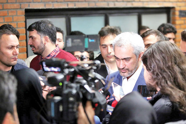 با ارز چهار نرخی مخالفم