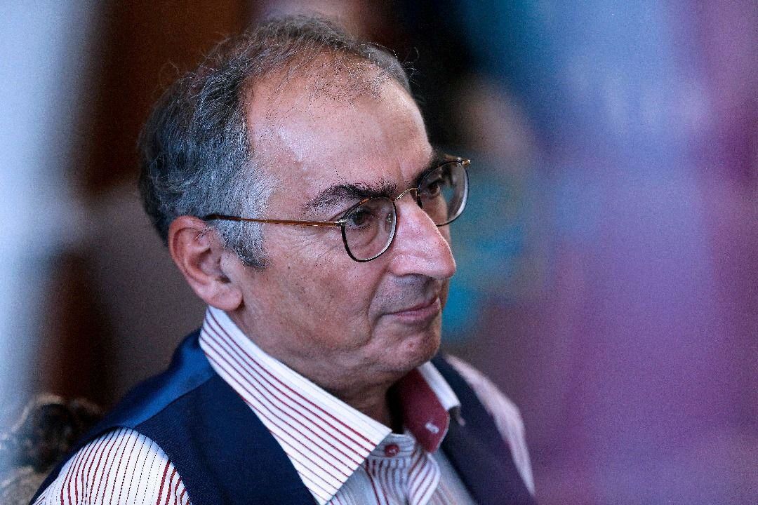 طعنه سنگین صادق زیباکلام به روحانی/ خوب شد تیم ملی برد که جنابعالی سکوتتان را بشکنید