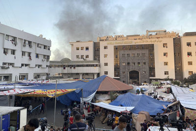 ادامه دار شدن جنایات اسرائیل در بیمارستان شفا غزه / 200 آواره قتل عام شدند 3