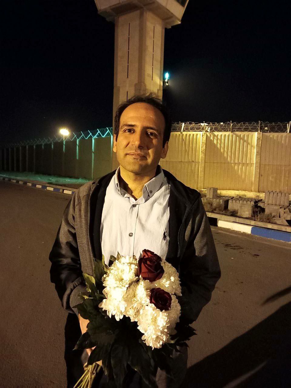 مجید توکلی از زندان آزاد شد+عکس
