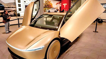 تسلا سرویس روبوتاکسی خود را گسترش داد