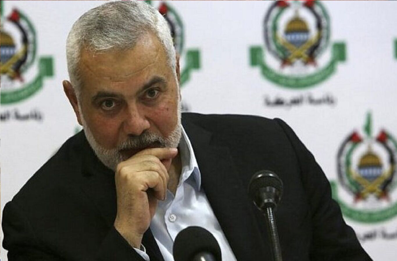 دیدار احمد داود اوغلو با هنیه در استانبول