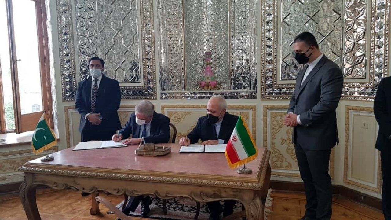امضای تفاهم همکاری میان ایران و پاکستان