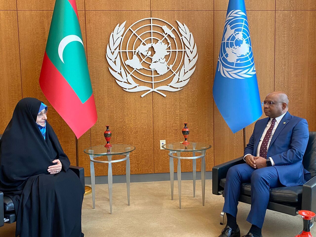 داستان پرچم مالدیو در دیدار خزعلی در سازمان ملل چه بود؟ 