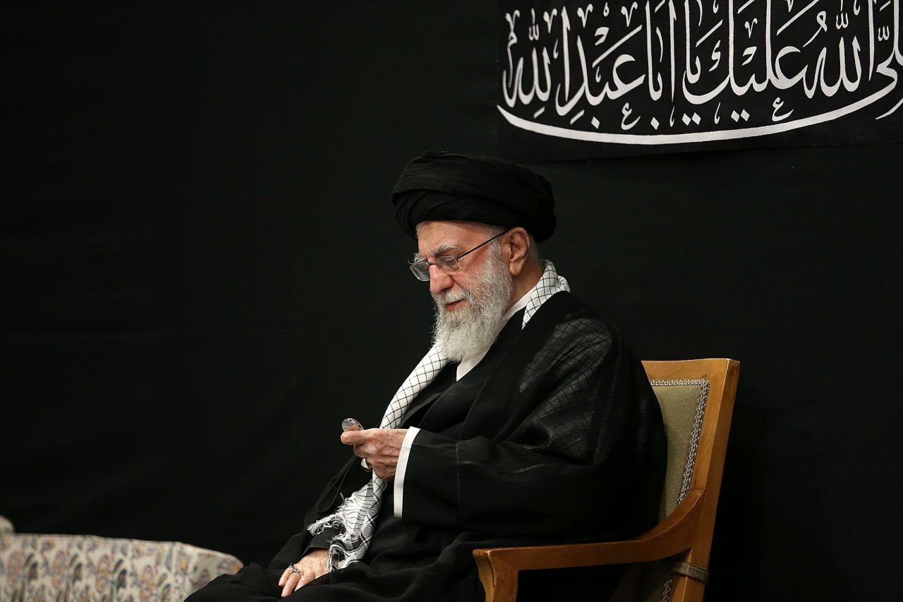 هشتگهای #لبیک_یا_خامنهای و #Hero وایرال شد