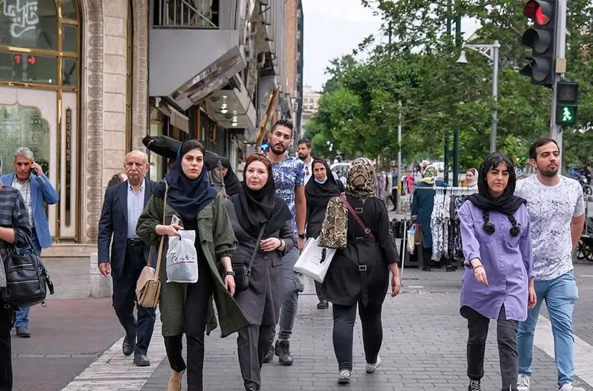 ارزیابی حسین محمودی اصل از  وضعیت اقتصادی کشور/ قدرت خرید قشر حقوق‌بگیر ۸۰ درصد کاهش یافته است/ کالاها با نرخ دلار ۵۰۰ هزار تومانی به دست مردم می‌رسد