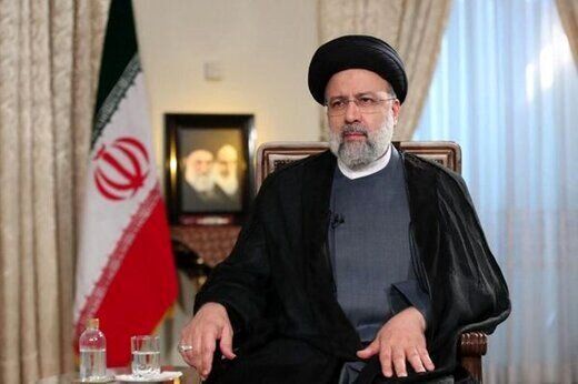آقای رئیسی! در گلخانه مصاحبه نکنید/ روحانی هم همین حرف‌ها را می‌زد