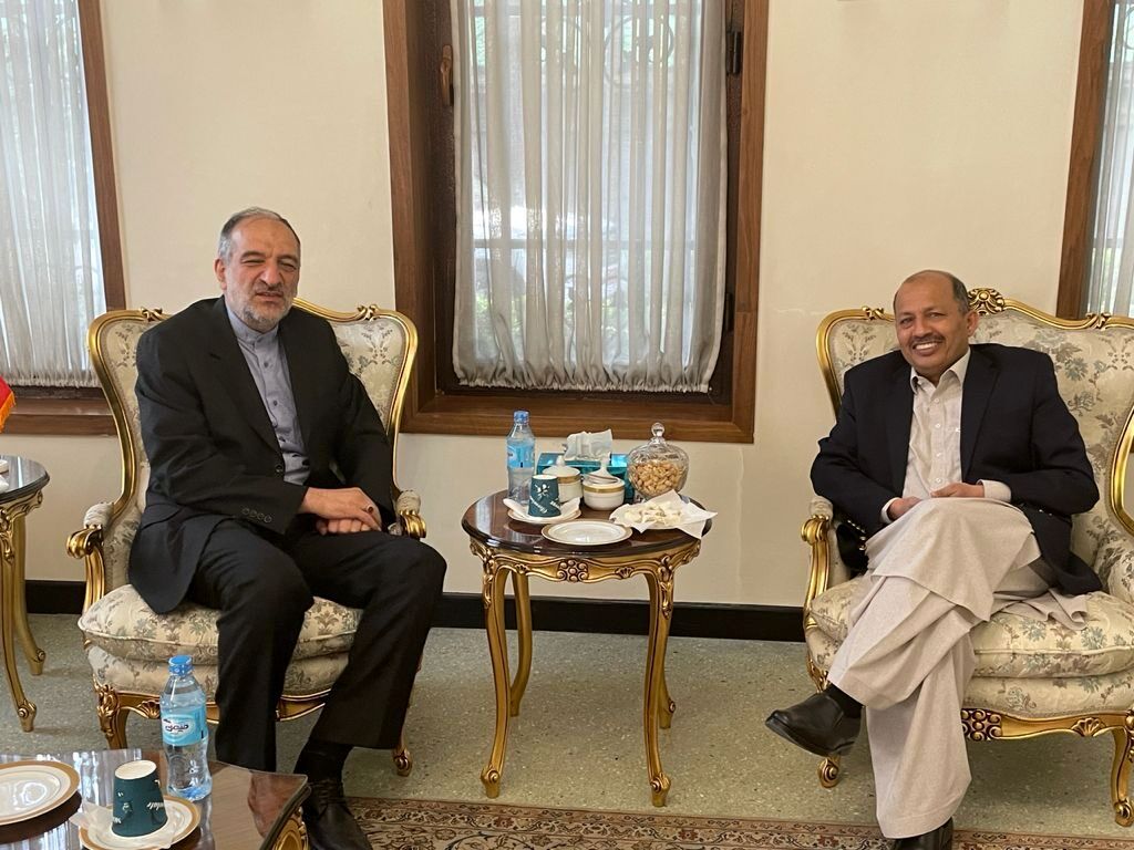 دیدار سفیر پاکستان در کابل با همتای ایرانی خود