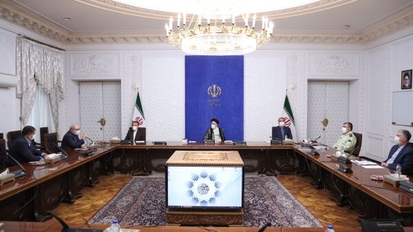 حضور رئیسی در اولین جلسه رسمی پس از تنفیذ 