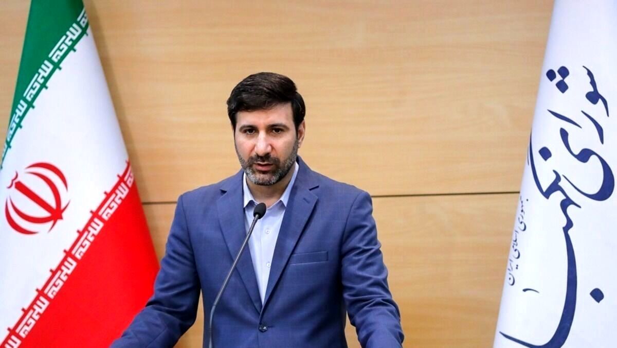 اظهارات جدید طحان نظیف درباره لایحه عفاف و حجاب/ ابلاغ شدن و نشدن قانون به ما برنمی‌‎گردد+ فیلم