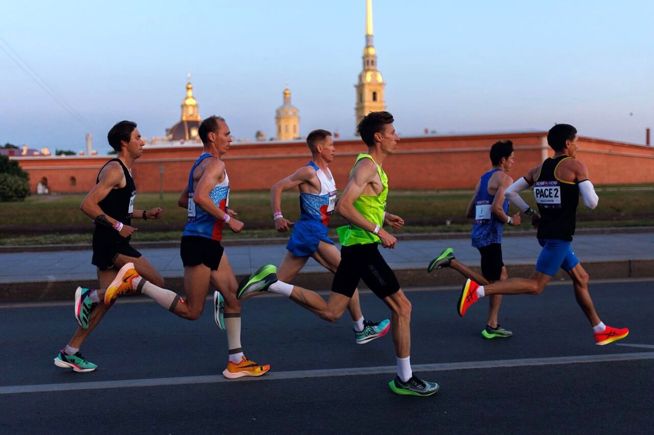 رقابت 17 هزار دونده در مسابقه ماراتن سن‌پترزبورگ