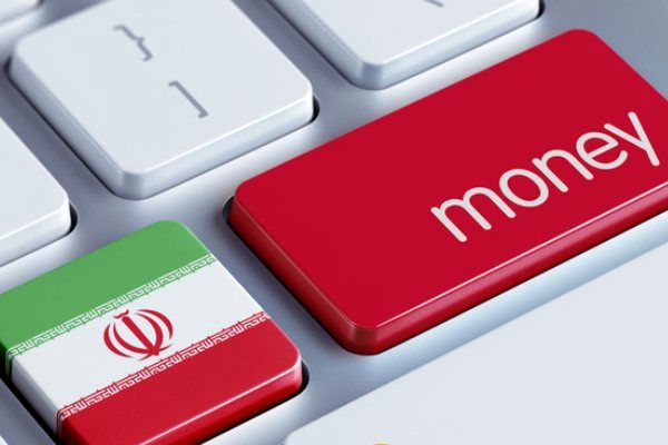 بررسی طرح تحریم بانکهای ایران توسط ترامپ/ تحریم‌های جدید مالی در راه است؟