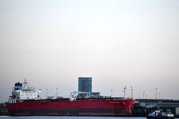 سانحه برای کشتی تجاری انگلیس در خلیج عمان