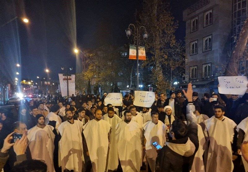 تجمع اعتراضی طلاب و دانشجویان در پی شهادت سردار سید رضی موسوی
